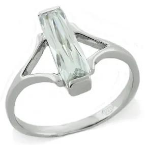 925 Sterling Silver Ring with AAA Grade CZ in Clear for Women Style LOAS1300