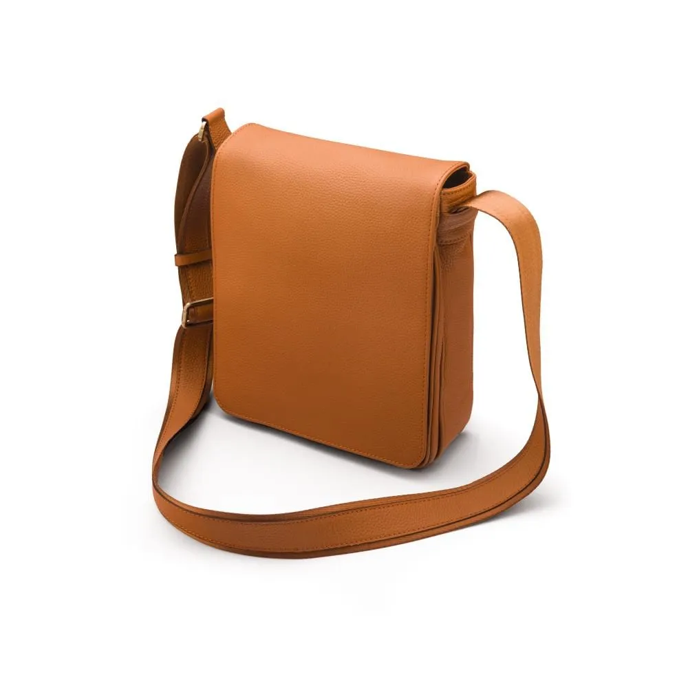 A4 Portrait Medium Leather Messenger Bag - Tan Pebble Grain