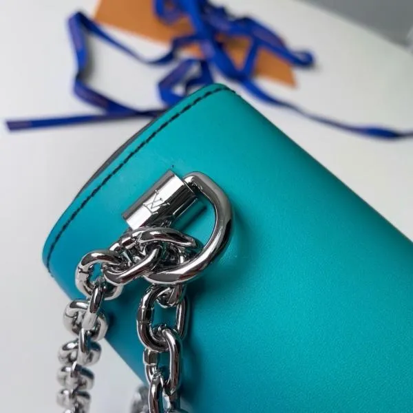 Gradient Blue And Stripes Twist Mm M53846 2019 Collection