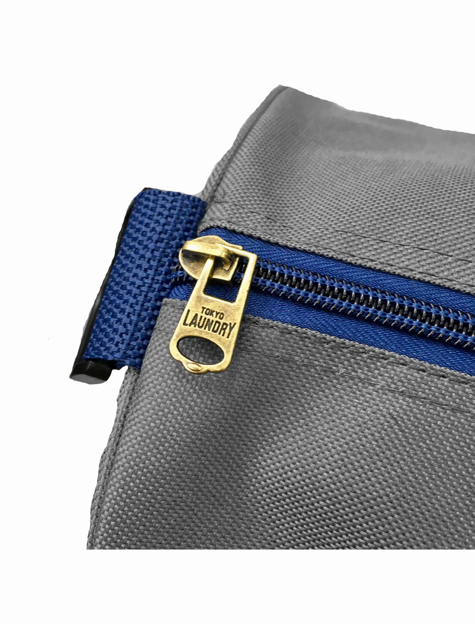 Hayden Canvas Gym Bag in Dorean Gray & Sapphire - Tokyo Laundry