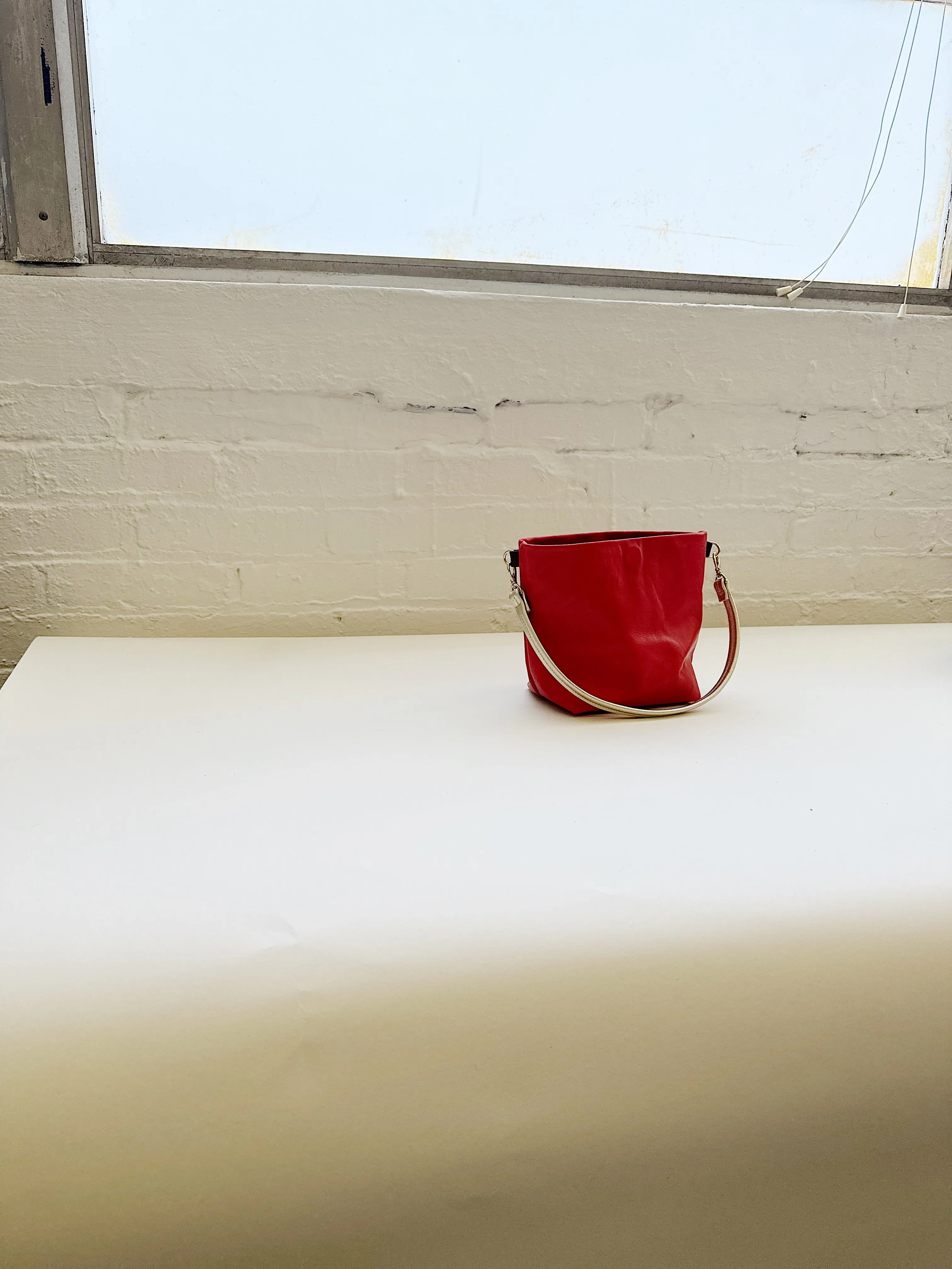 Vixen Red/Metallic Gold Party Bucket