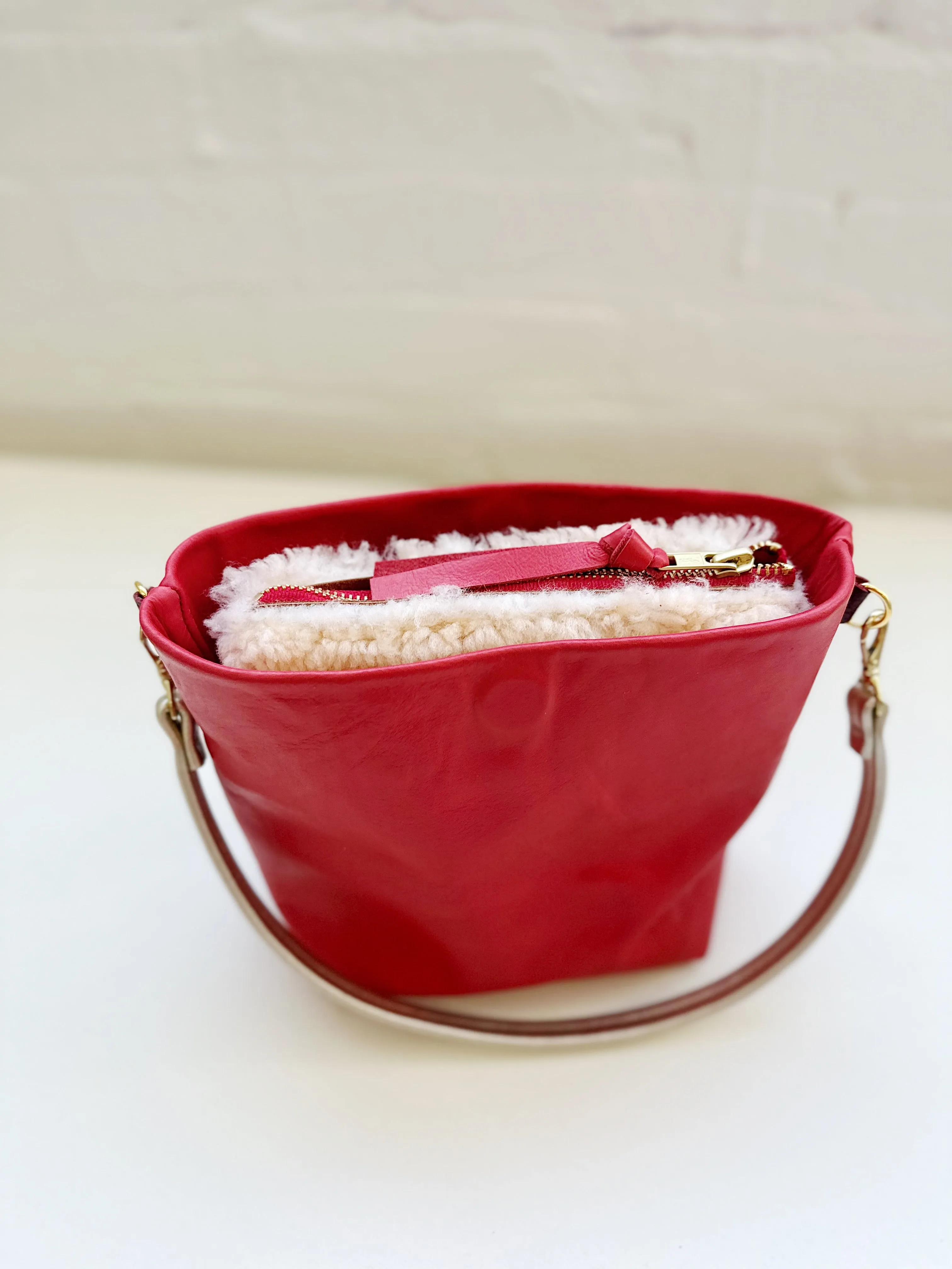 Vixen Red/Metallic Gold Party Bucket