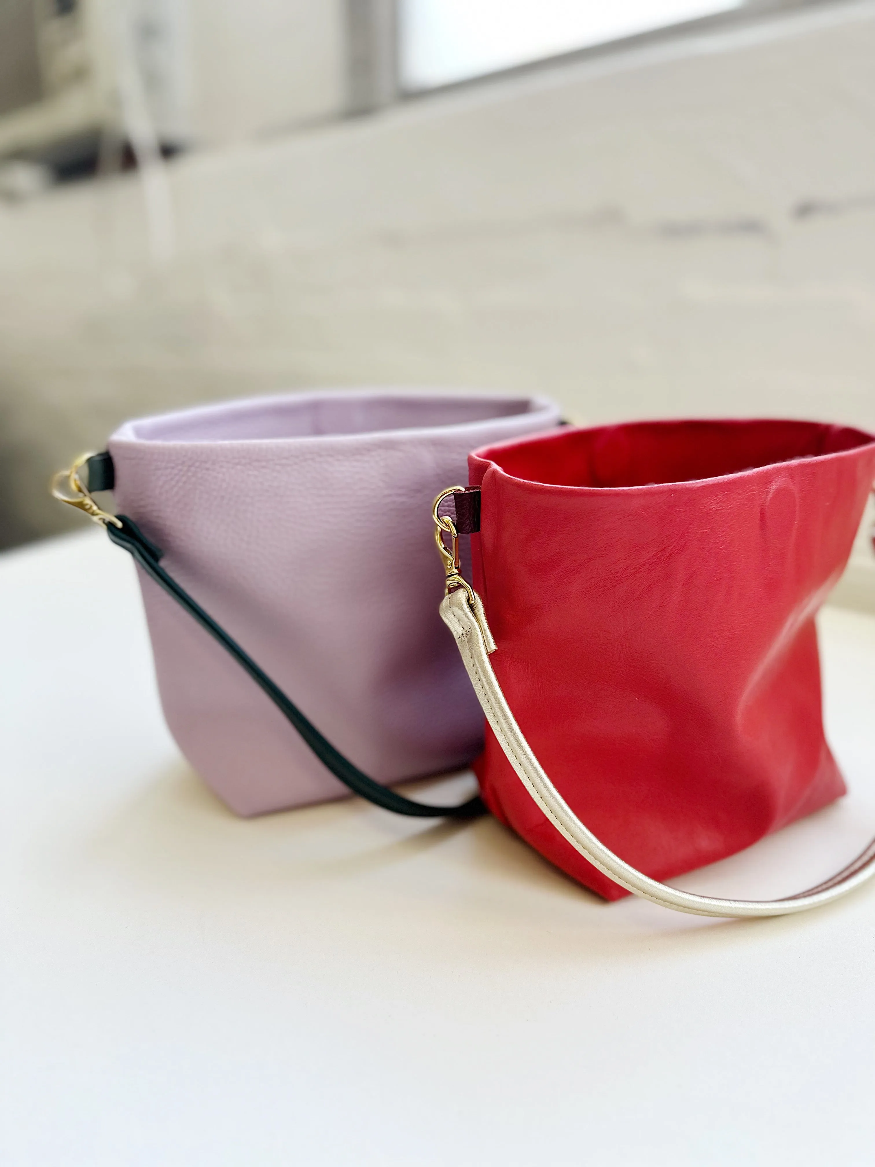 Vixen Red/Metallic Gold Party Bucket